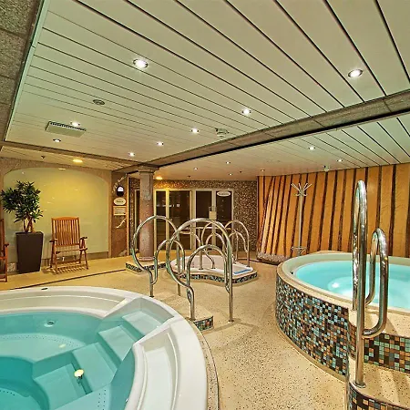  Viking Line Ferry Viking Cinderella - 2-night Cruise Helsinki-stockholm-helsinki *